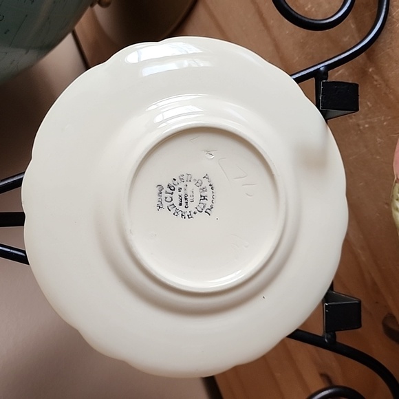 Vintage Franciscan Desert Rose Made in USA  saucers - Picture 5 of 15